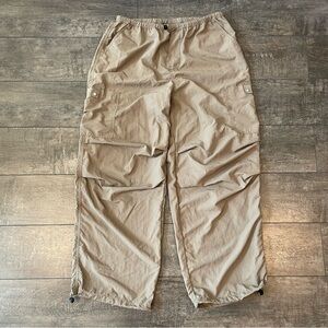 Light brown / khaki windbreaker pants